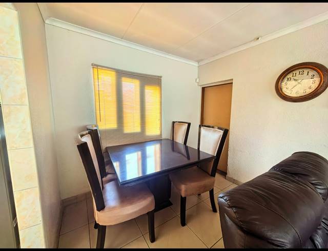 3 BEDROOM HOUSE FOR SALE IN ZAMDELA